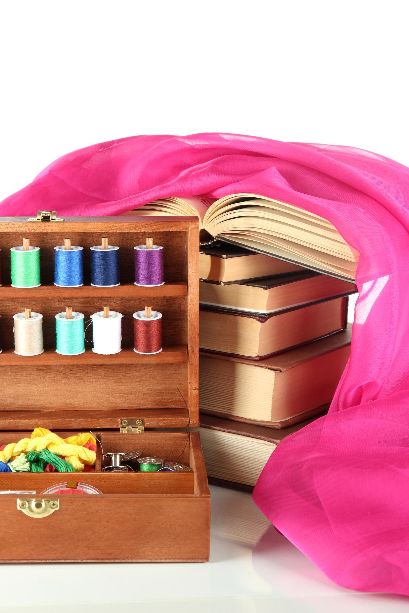 Materiale del corso: schede e kit di ricamo